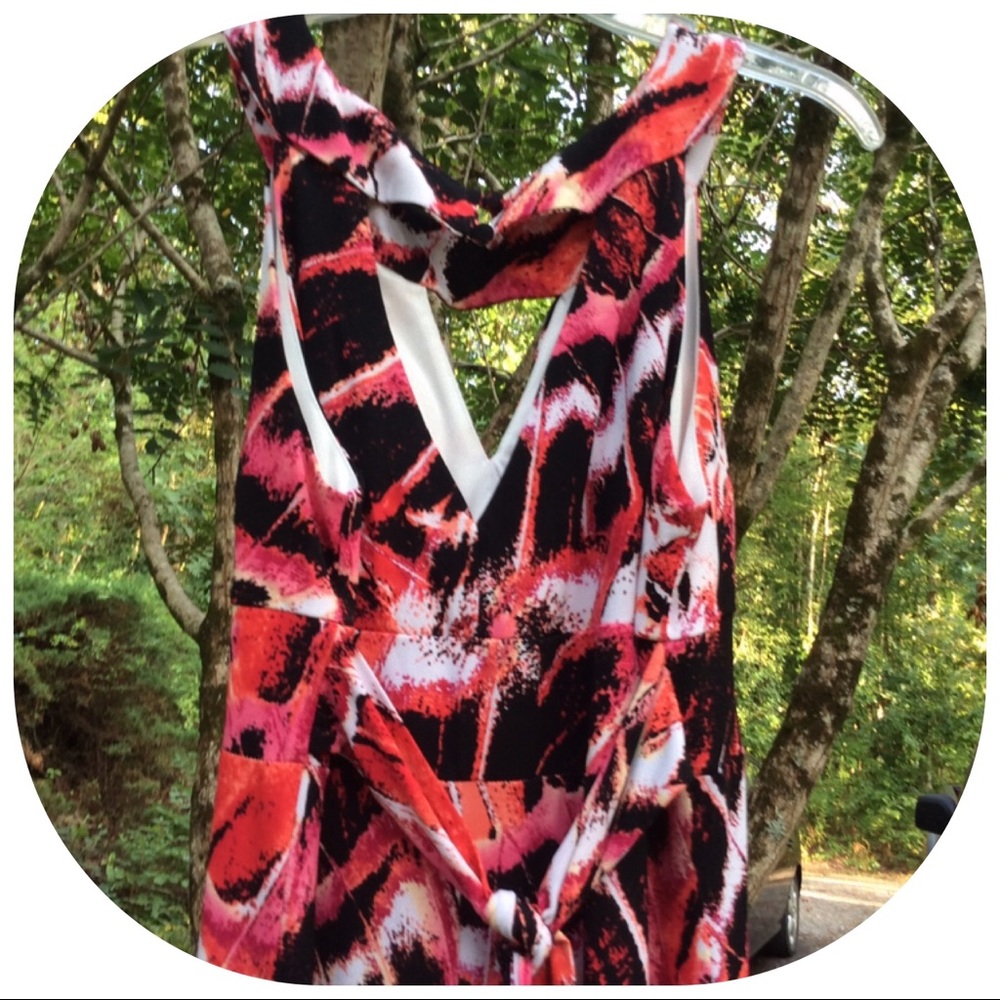 B. Smart Maxi Dress - Picture 6 of 7